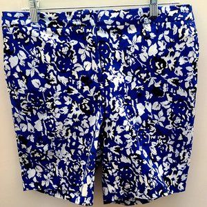 MARIO SERRANI BLUE WHITE AND BLACK SHORTS